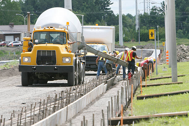 Best Concrete Sidewalk Installation in Kearney, MO